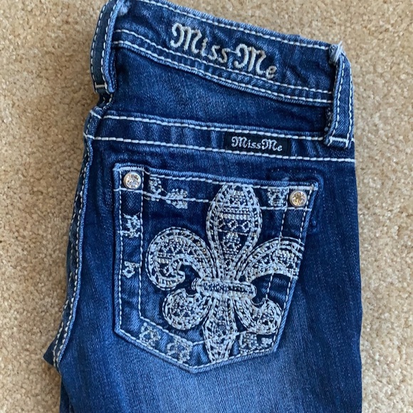 Miss Me Girls Capri - Picture 3 of 3